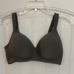Women's Underoutfit dark Gray Perfect Neckline Bra size Large